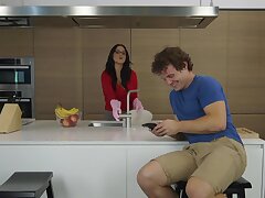 Milf Hunter - My Moms Hot friend