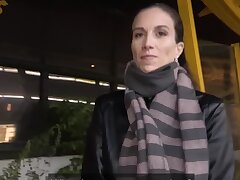 Public Agent Nacht Zeit Outdoor-Sex am Bahnhof