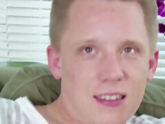 18 Jahre altes Teen in der ersten Zeit Porn Casting für Deutschland