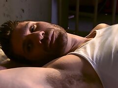 Gefängnis Zucht - Officer legt