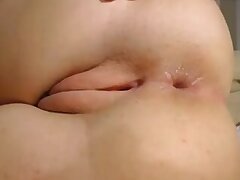 Nahaufnahme von mollig Cameltoe Muschi Fingern Arsch enge Muschi