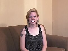 College Cutie Nicky Lynn Porno Casting mit creampie