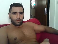 Behaarte türkische wichsen und schießen