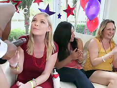 Verrückte CFNM Party