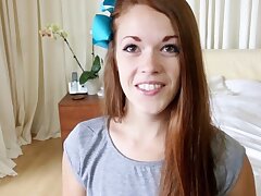 Redhead teen wird gefickt. Redhead teen babysitter wird gefickt und gefingert pov-Stil