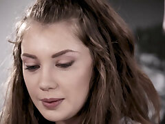 Dumb virgin teen ausgetrickst von Ihrem Arzt in sex zu haben. Dumb virgin teen ausgetrickst von Ihrem Arzt in sex mit ihm, nachdem Sie ging in, um auf die Pille und er sagte Ihr, er musste Sie zuerst untersuchen