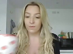 Red Hot Big Saggy Titten Pro. Verträumt amateur Luder mit großen saggy Titten auf einem live-web-cam-show