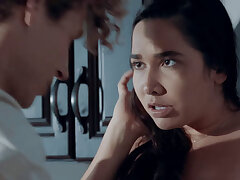 Verführerische Babysitter Inseitat Karlee kümmert sich um Chefhahn. Verführerische Babysitter Karlee Grey wissen, wie man sich besonders um ihren Chef kümmert, einschließlich seines riesigen harten Schwanzes Sie liebt es, mit ihm heimlich zu ficken, währe