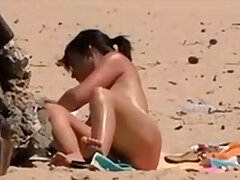 Nude Beach-Reife Brünette gefilmt von voyeur. Nude voyeur FKK-Strand-FKK-Strand voyeur Reife Brünette gefilmt von voyeur