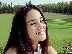 Beautiful Lady Enjoys Anal Sex