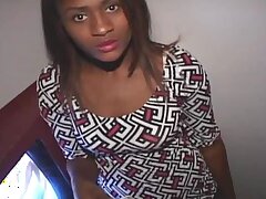 Sterling Ex GF saugt Gloryhole Hahn!